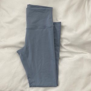Lululemon Wunder Train Tight 25” in Chambray